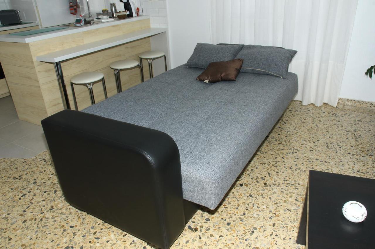 Apartamento R Y C Avilés Extérieur photo
